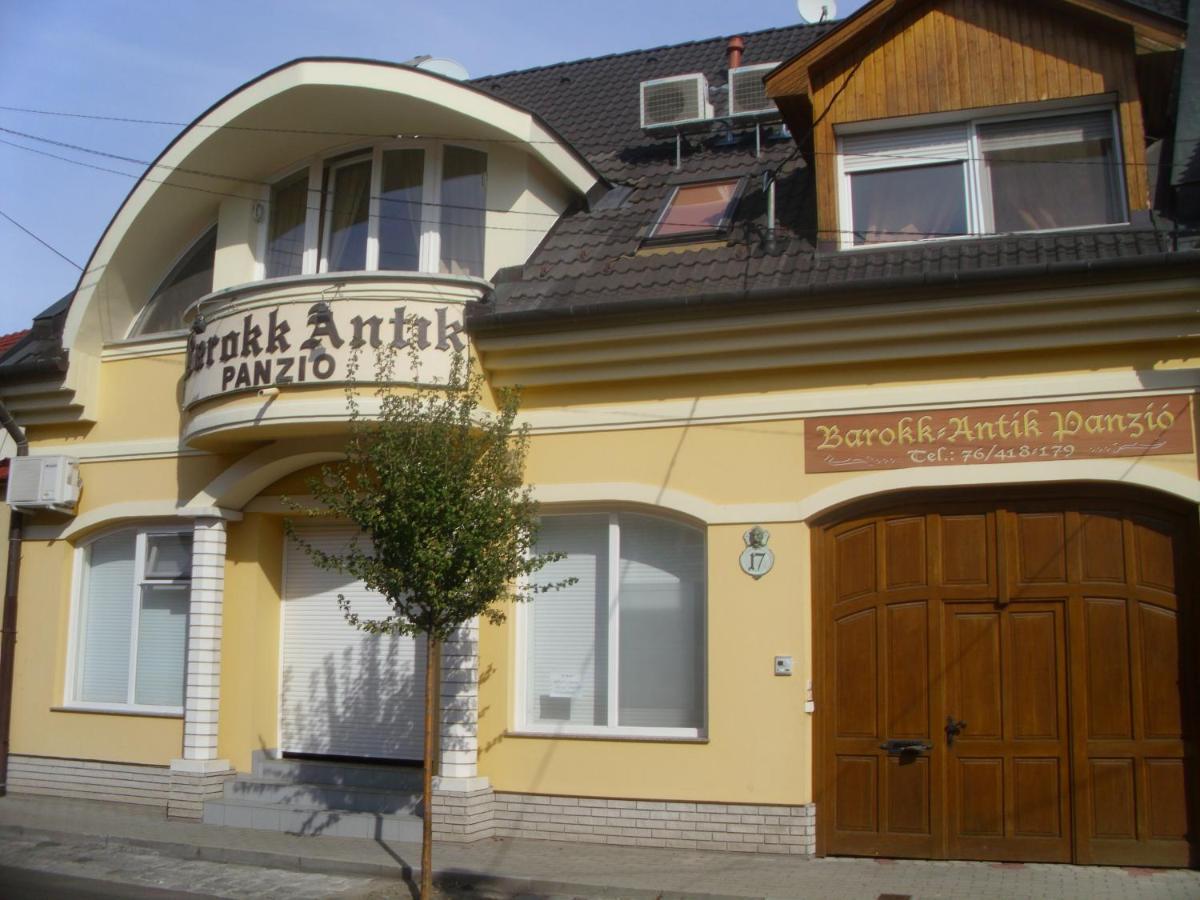 Barokk Antik Guest Hause Hotel Kecskemét Exterior photo